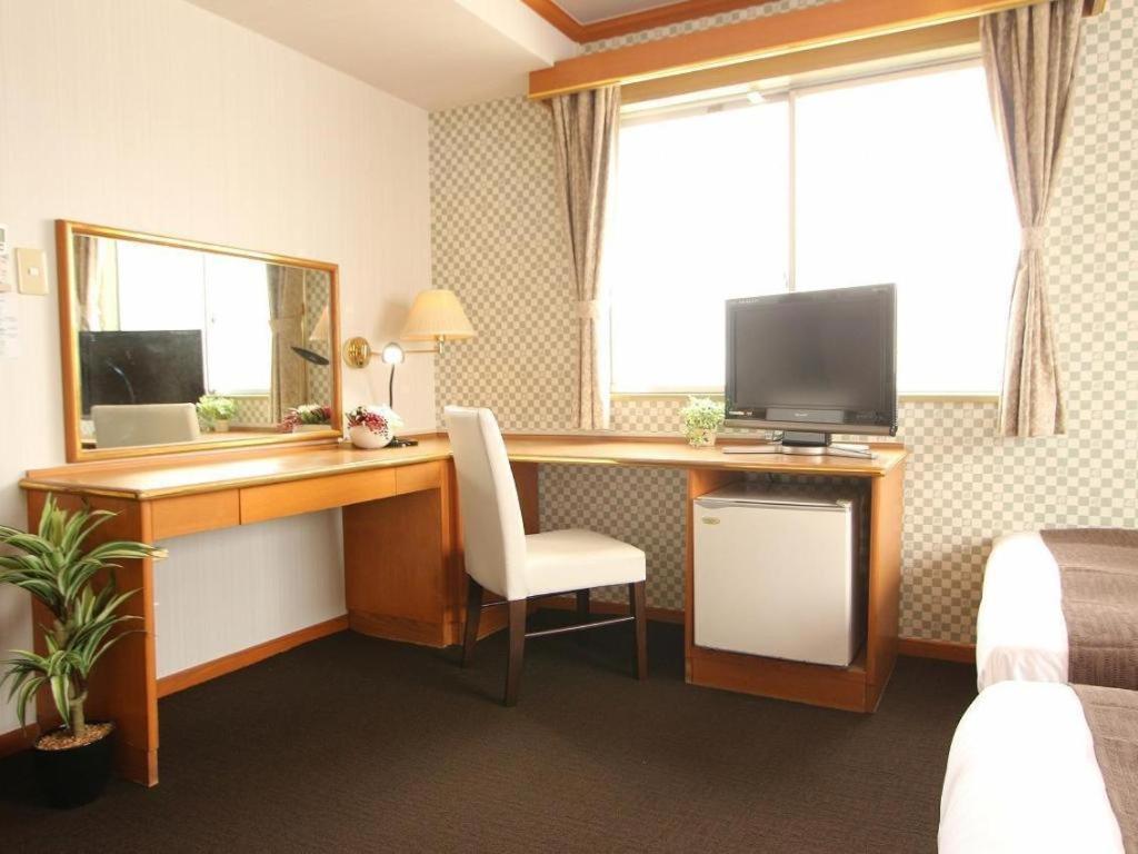 Hotel Livemax Budget Naha Tomarikou מראה חיצוני תמונה