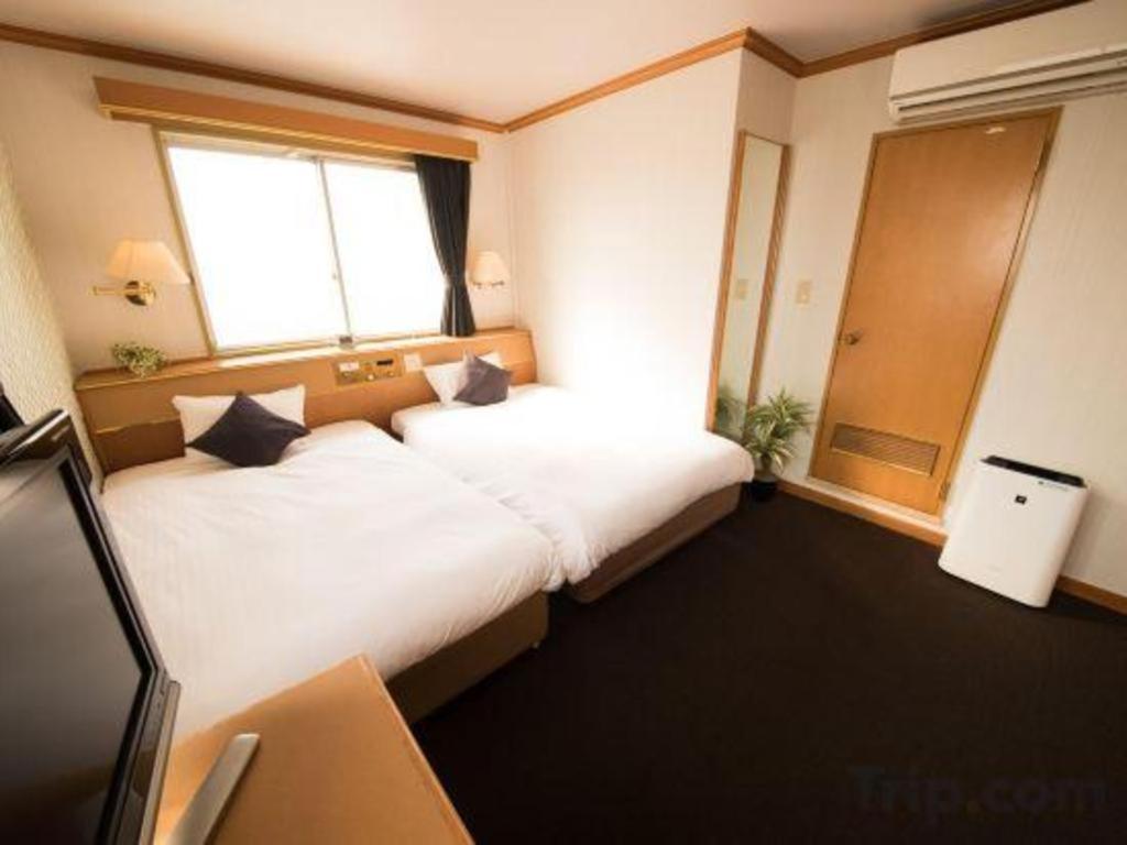 Hotel Livemax Budget Naha Tomarikou מראה חיצוני תמונה