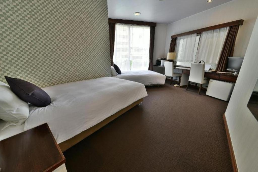 Hotel Livemax Budget Naha Tomarikou מראה חיצוני תמונה