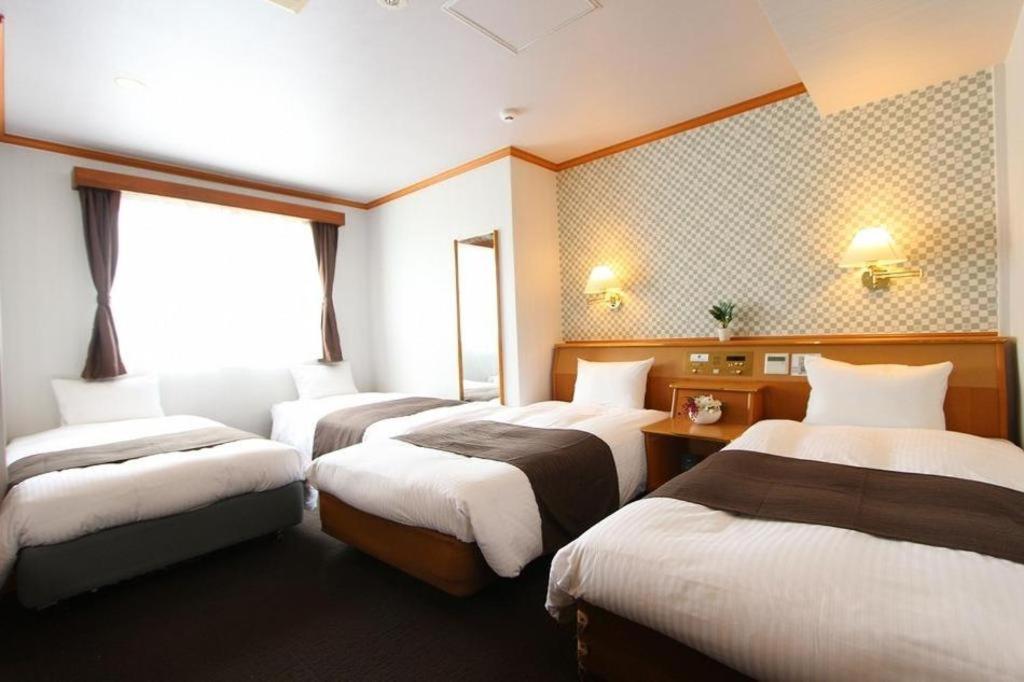 Hotel Livemax Budget Naha Tomarikou מראה חיצוני תמונה