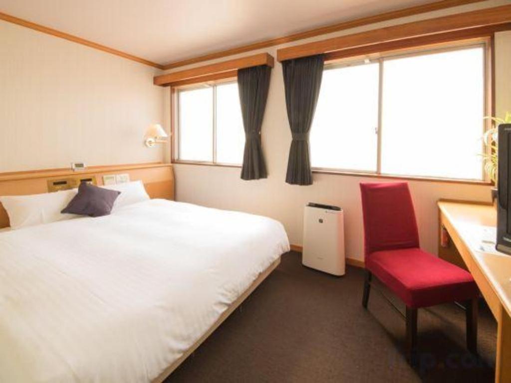 Hotel Livemax Budget Naha Tomarikou מראה חיצוני תמונה