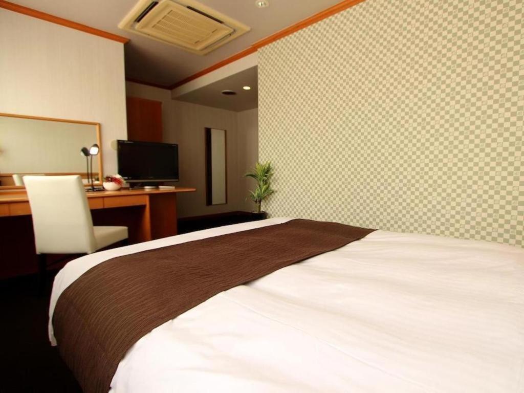 Hotel Livemax Budget Naha Tomarikou מראה חיצוני תמונה