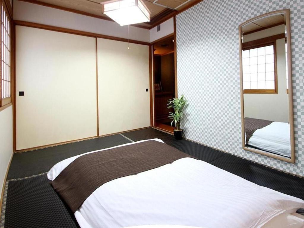 Hotel Livemax Budget Naha Tomarikou מראה חיצוני תמונה